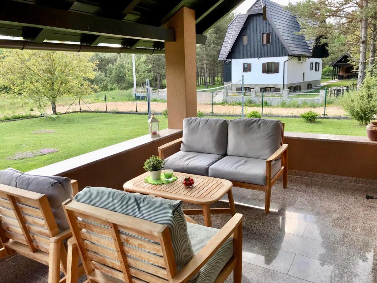 Holiday House Kora Кореница Екстериор снимка