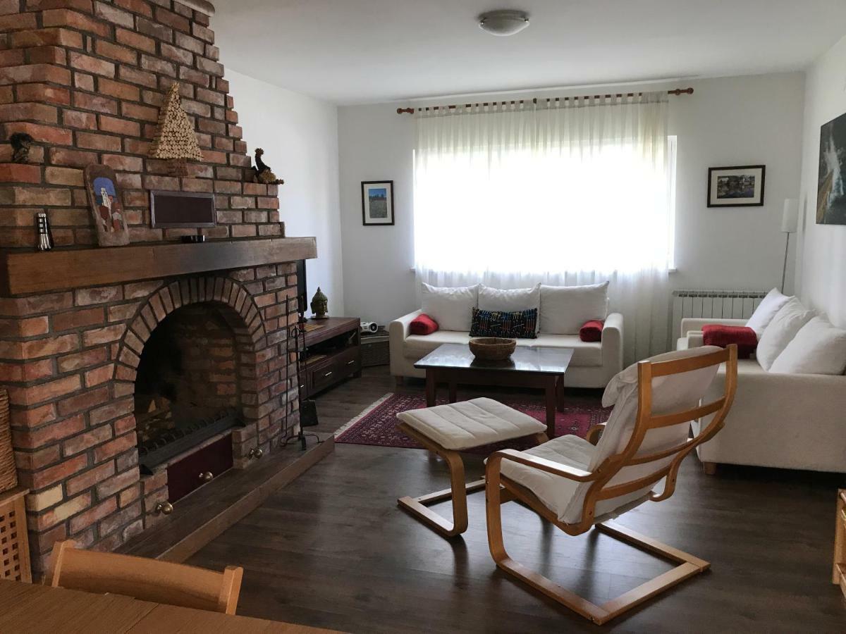 Holiday House Kora Кореница Екстериор снимка