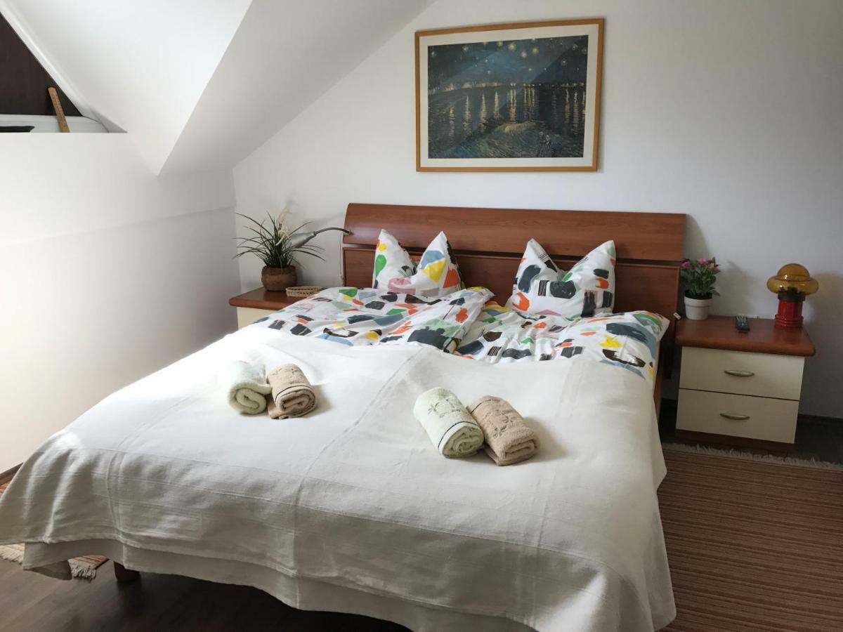 Holiday House Kora Кореница Екстериор снимка