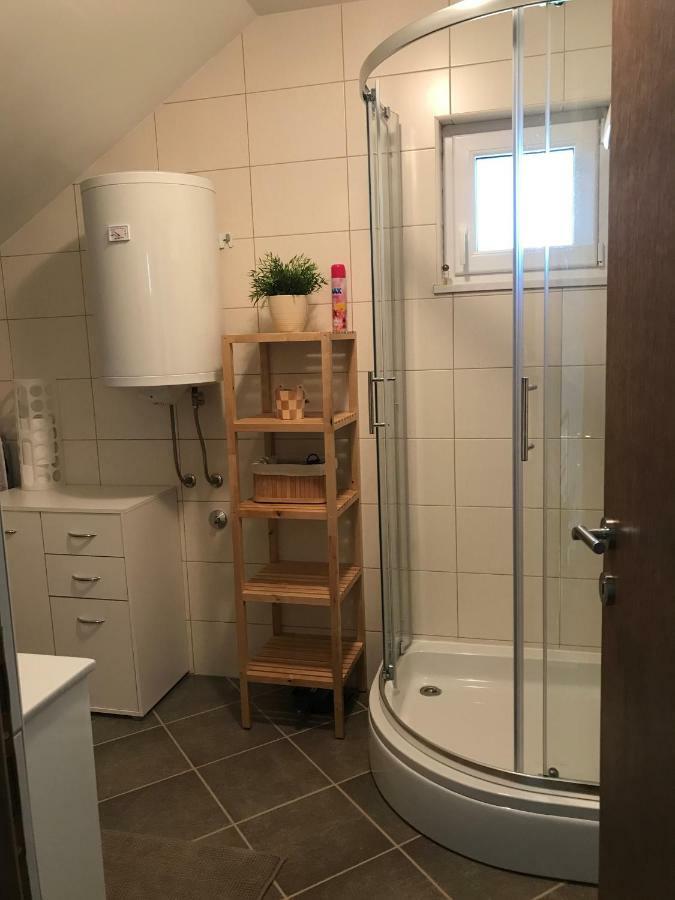 Holiday House Kora Кореница Екстериор снимка